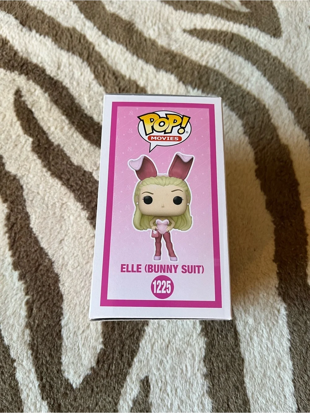 Funko POP! Movies Elle (Bunny Suit) Legally Blonde - Picture 4 of 7